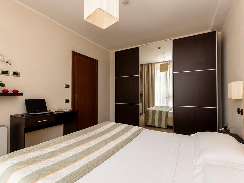 45F31FDFFB7934D285A1EFA5F705747B