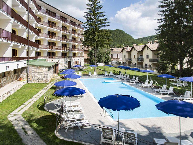 9FA63362187DF3CB6B97D181707A9125