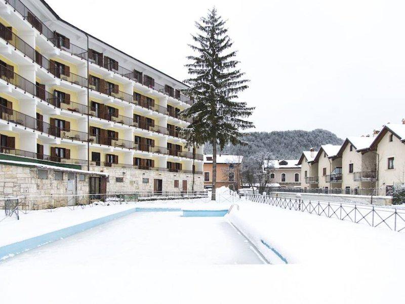 BAC8A9AD0C60FFE1ACD4ADE3A8CE7FF5