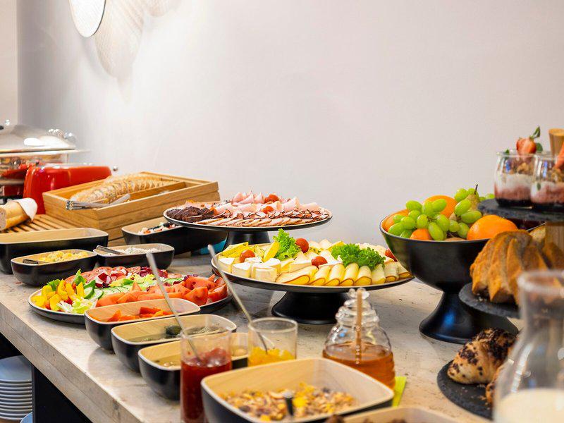 87CF08110E5BA471261A74972D46C546