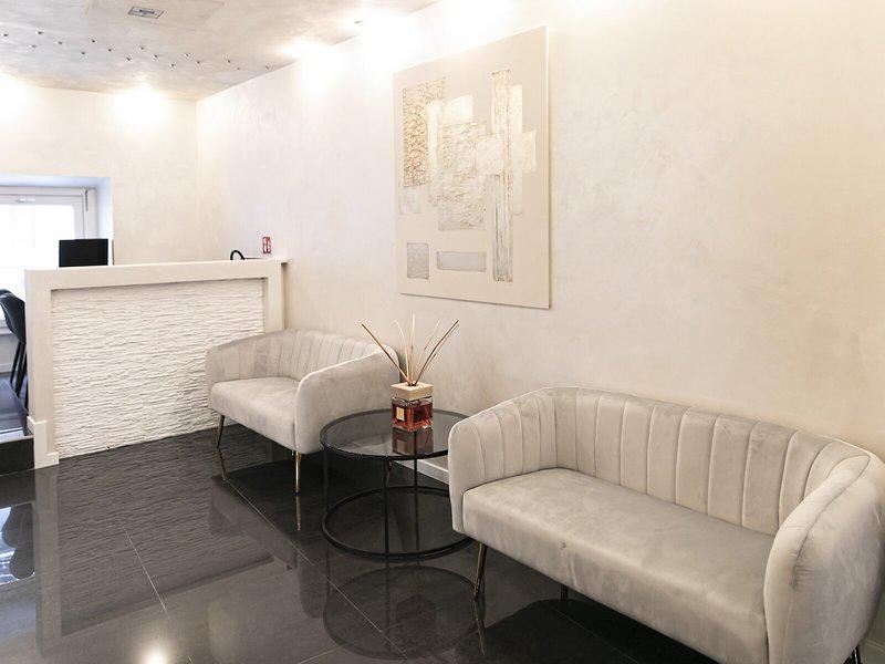 CB32DDD8B434BA97B1EA9F125CA2A18A