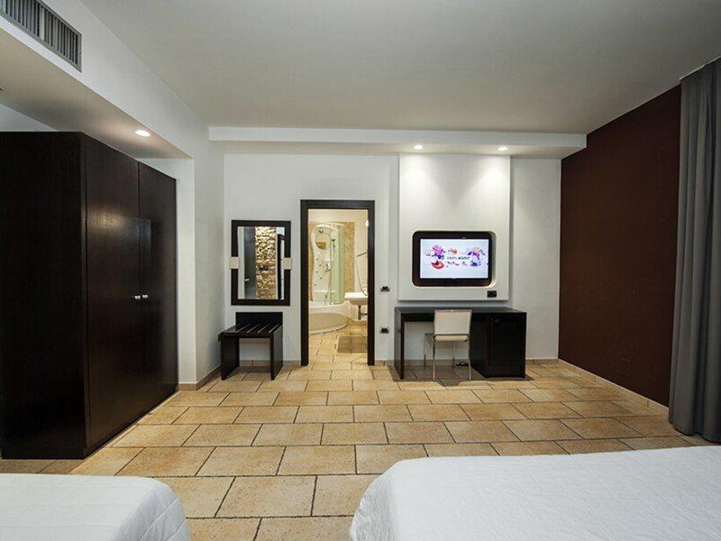 85C93D4E859E58B5F495B9F4DF41073F