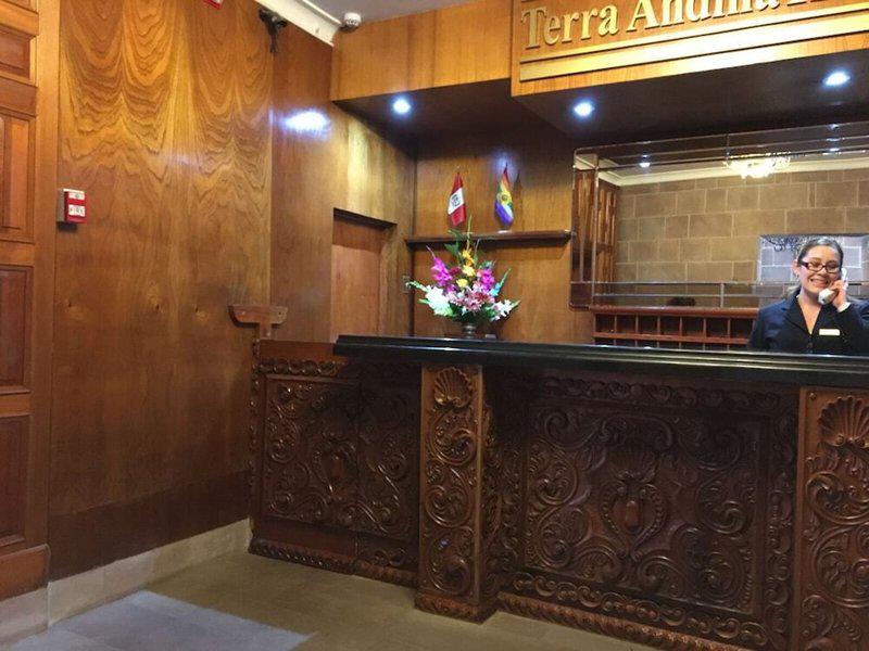 8ECC8D16E2B87F15F383E360DF98E5E6