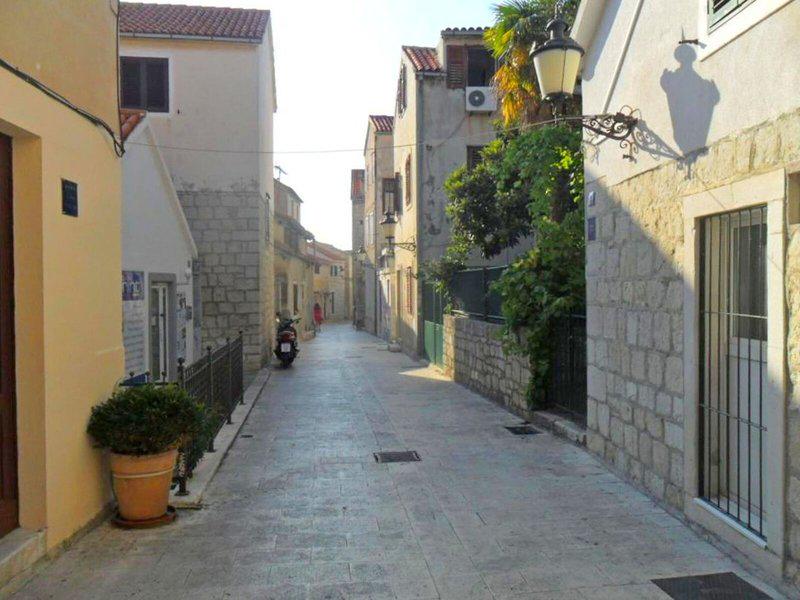 3731F34B2A32C54665B84352F2D71ACF