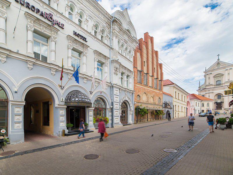 E8AA25C4DFB7C4DF5C5E7781E87758EF