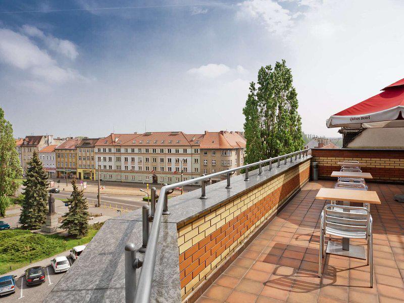 951E9B9AA448ABFA47ECE1F2C0F68206