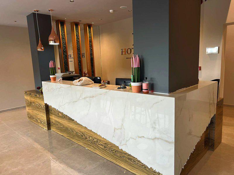 F6561CB496D3A45F43B6B1659AF21239