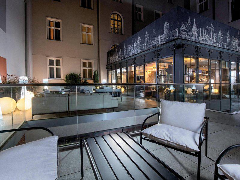 0AA68FE7AD8C4050372A6451CA1512FF