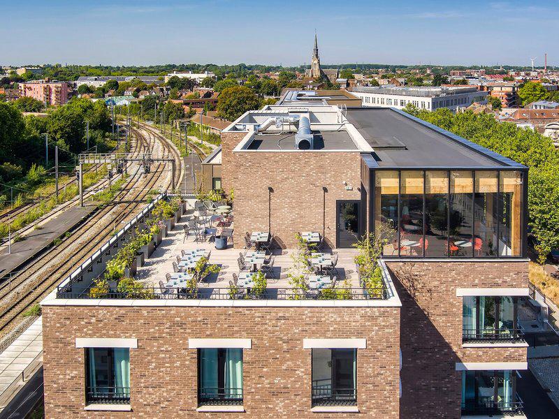 F07F7027872D20BB5738A49A6EBEBE8C