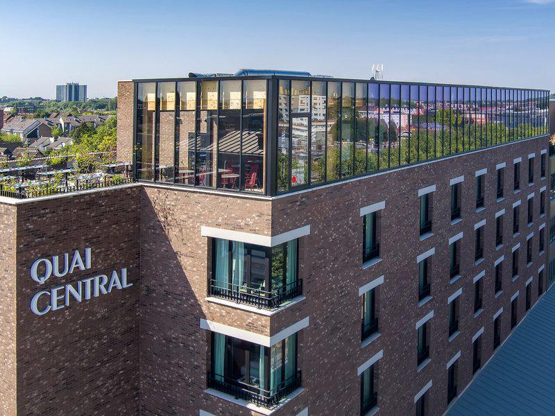 0B1AC6EECDD347639890880C80A6F091