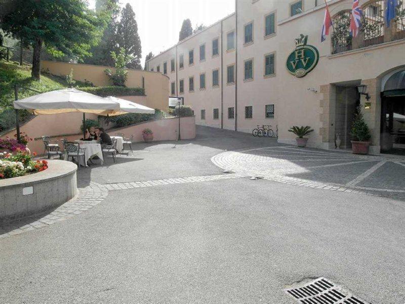 B096B0D58B21477945C3539FE3F981C2