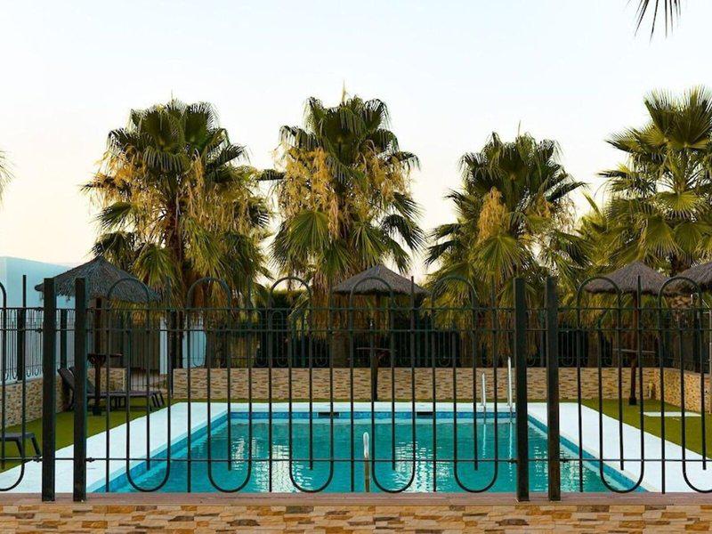 4B8F32BA3F192265953ADE39D9D8A0FD