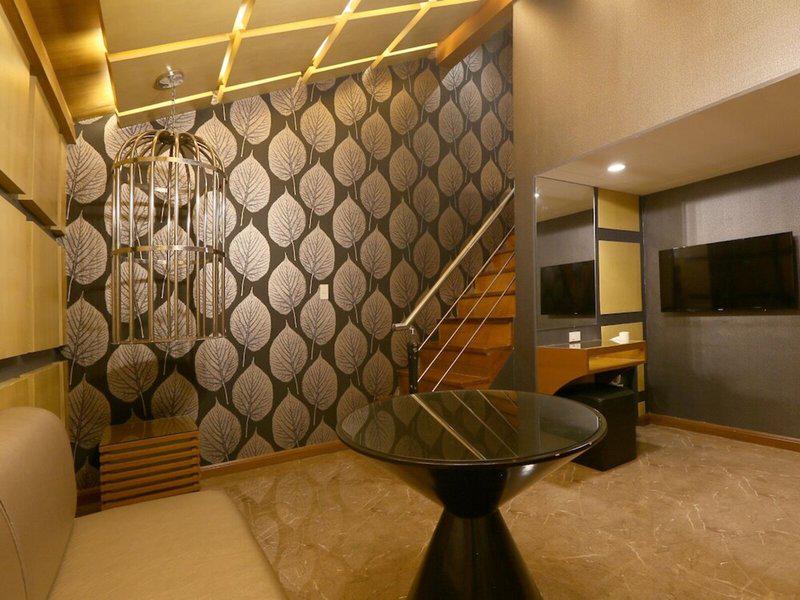 2E0E7F0E038C3C90DE5E2462BAF7A32C