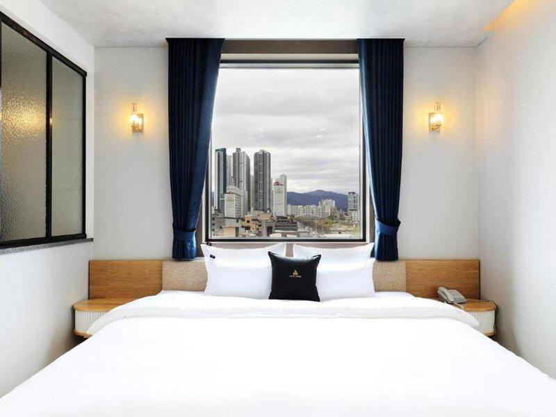 5B1E65FB045DD39B84A783BFB3AD75A1