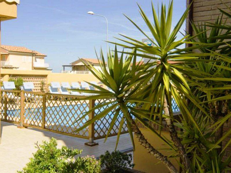 1645C4835B50EAD5125977A12AE37338