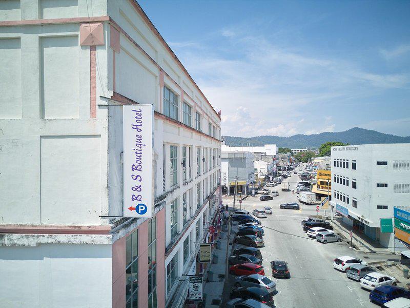 45BEEF3133B02558F9D910AF4D048652