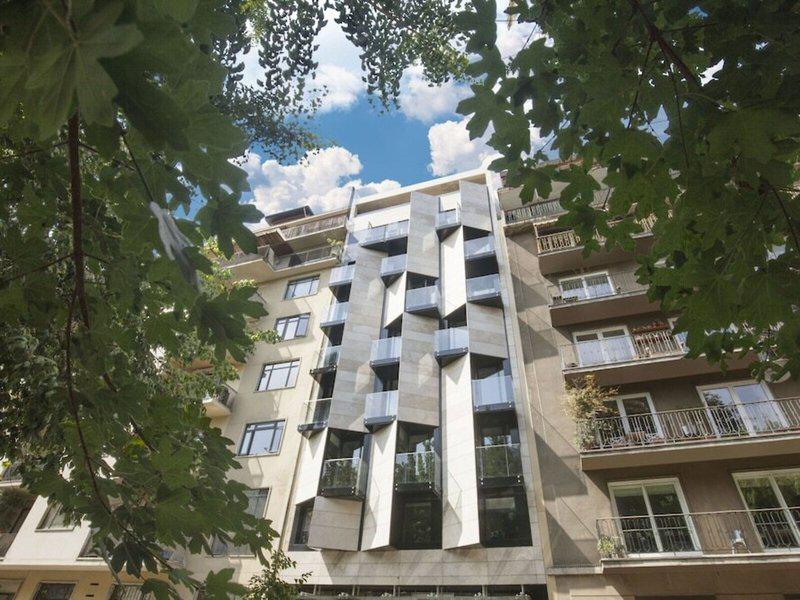 F44FB3D6FFC8B42BAEB25E028281776C