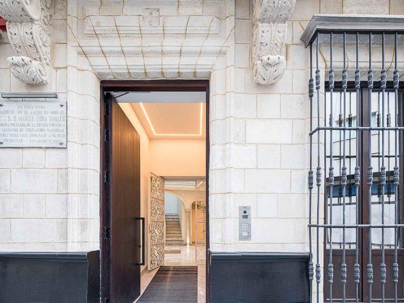 0167378F35B5451A1609E2D458FFC0CD