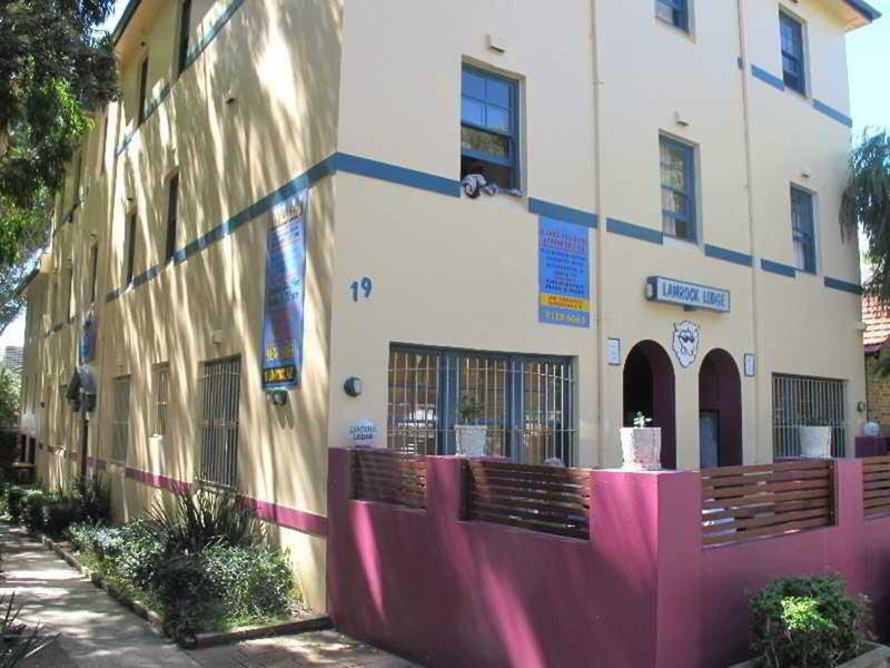 225CAD036D794AF3775F40A2F92E0ACF