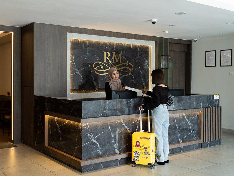 0B2A30CDF92A386C92C113202A4858BF