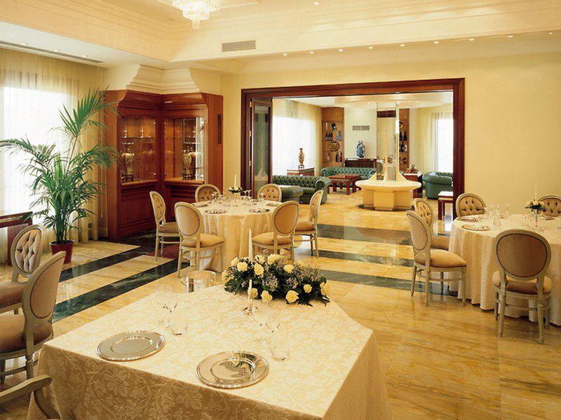 F0202ADF4BFA19379E1AF823C3A0A93F