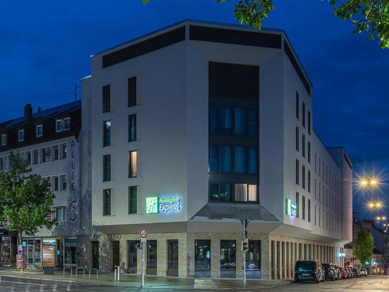 278F92CCAB4BE33BC6009FCB3F0C0B3F