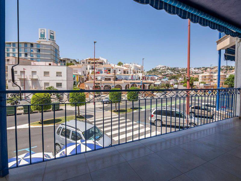 9D6B620DF42441DDAA3D78AB6B2A4E59