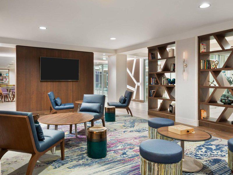 77113EE18EECC367EE527234F3E53FC8