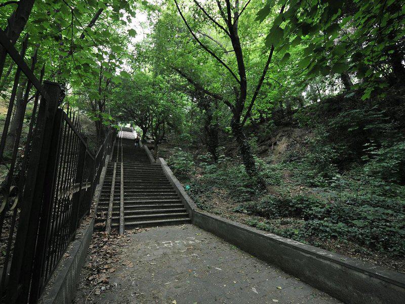 4295BFA09D4493DC7B35A0F6BAEB9A0F