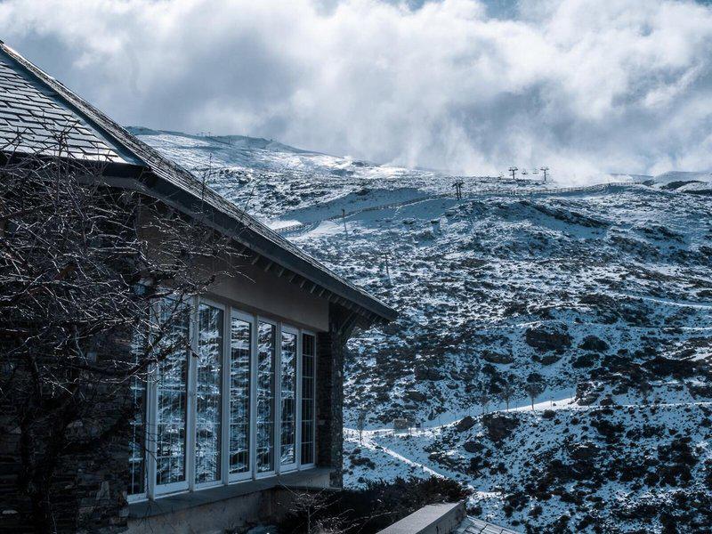 27ADA14DB275E38D55946DE5B3A875FE