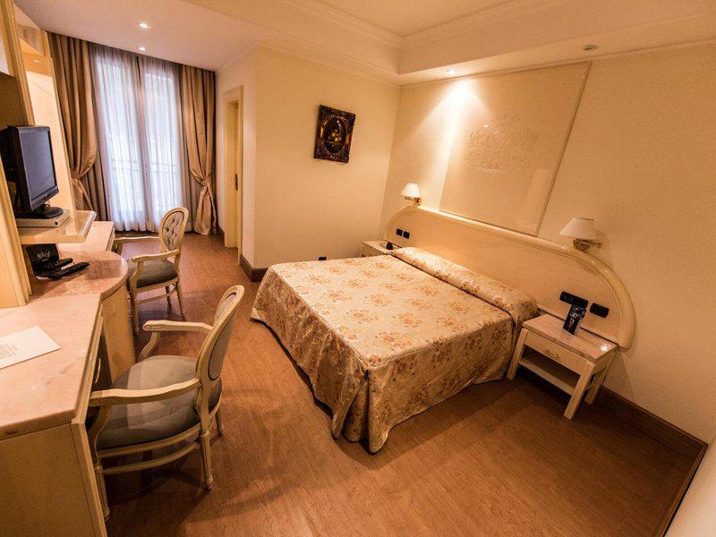 F5BAECAECF46655A3650383D22D8E795