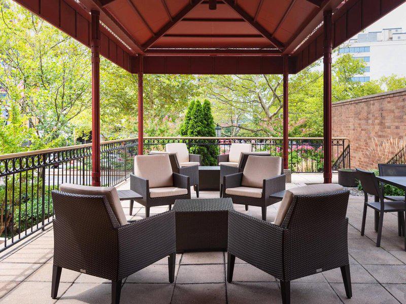 EBF5FC7104E4D7C2283CC33620DCAFDC