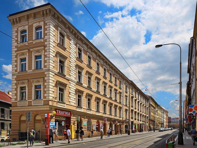 BEA317C2D711948254D3AE577CDCF99B