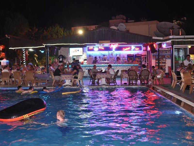 484F72E544FBA21AEF90B091A1CAEF7D