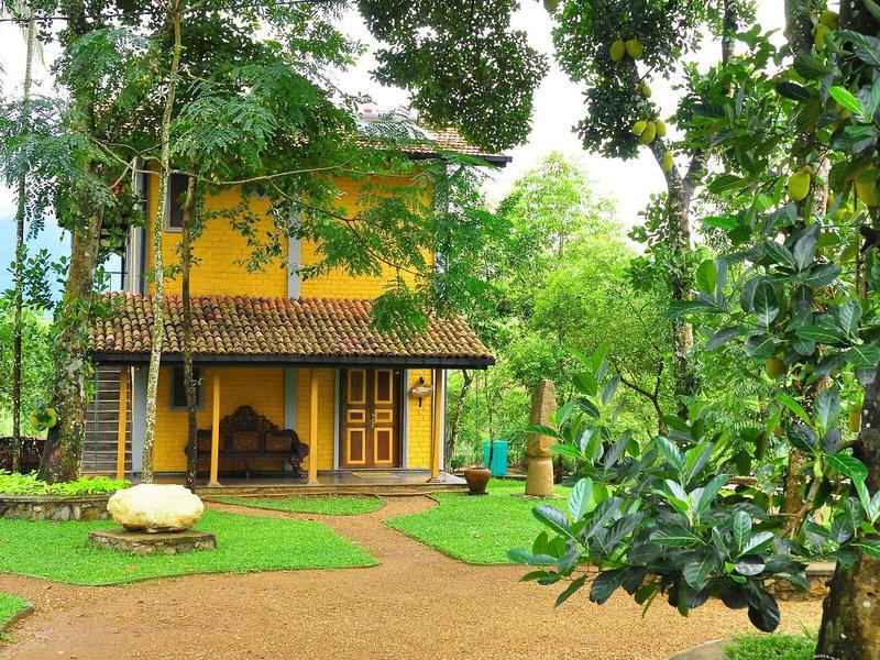 Lake Serenity Boutique Hotel