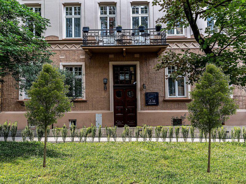 B32331406AB4EE3BD6918EF45EEAC2F7