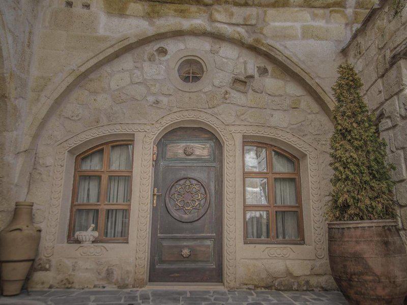 EA1C936B9E902F03CD5C3A58330BE448