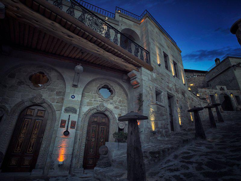 3C0C429166D4FAA21BA37A6767458083