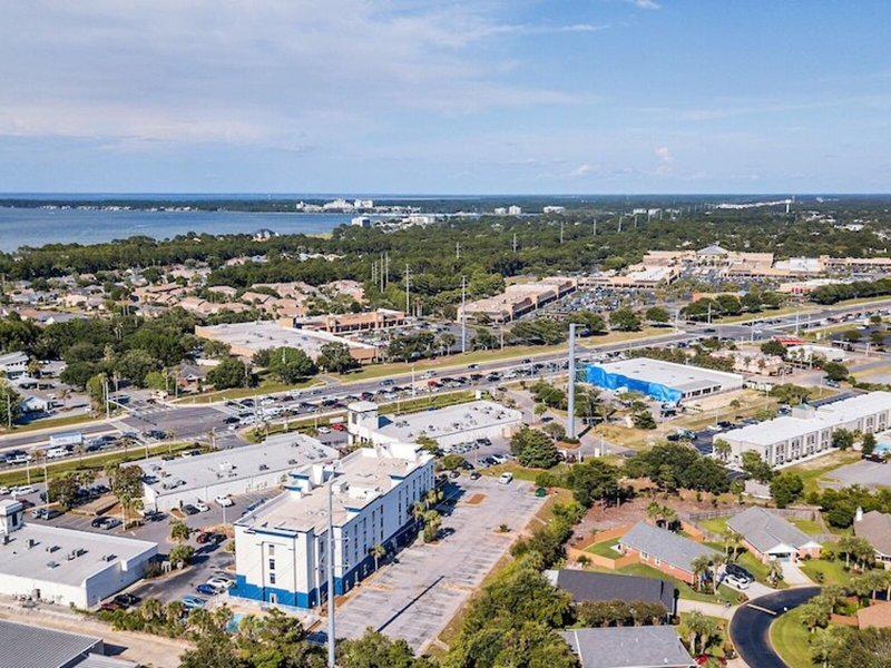 C486B09E6CAF497DB6A18A0E51AEF86D