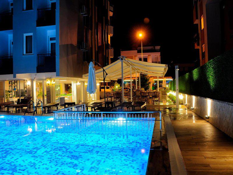 DA9B96B5BFE9C728F1C1781C2D4CE1F3