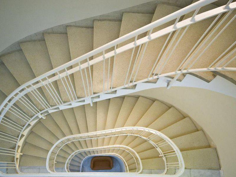 E9A21E7BB30E120CA4819FBF89FFB1A1