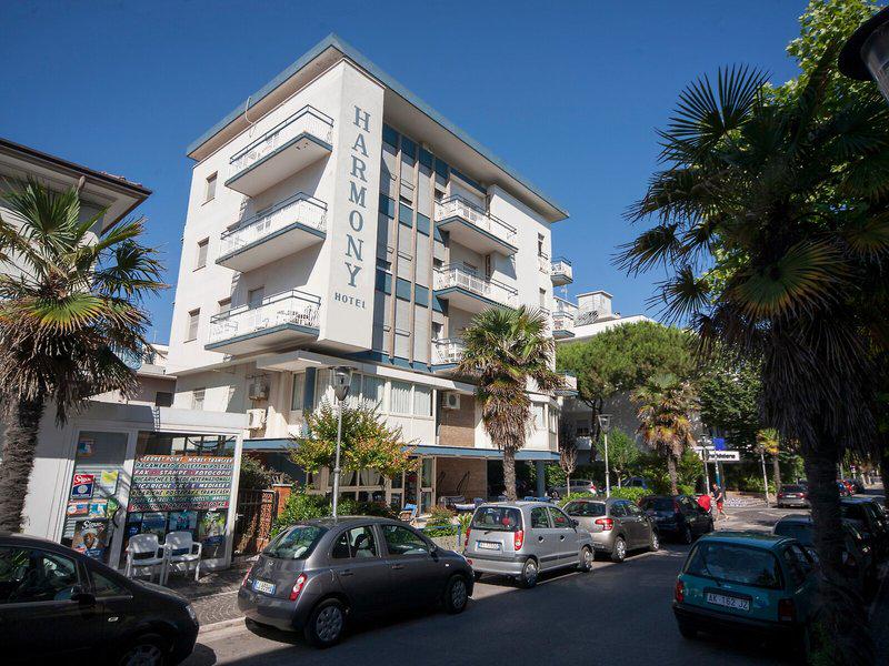 60C541236E8DA4E79AFC07A4E6F74C53