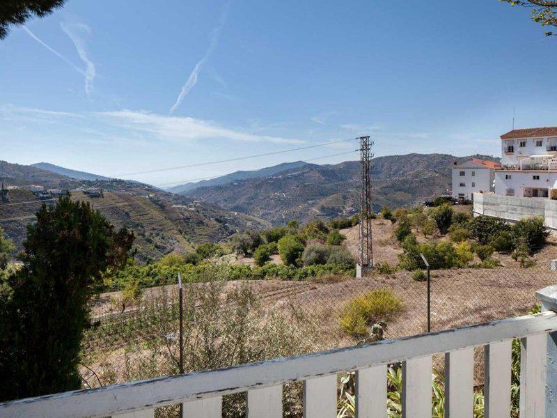 9FFB4B3C59E26E28A30BB4D02681FD9B