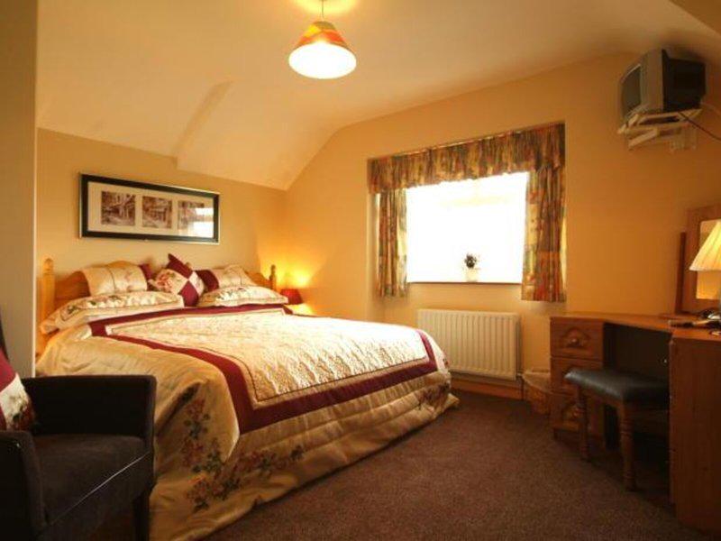 28F5C2F33780D30FE68DD39B660826EB