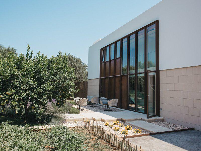 8E29168C609FB8905BF0DC425592975F