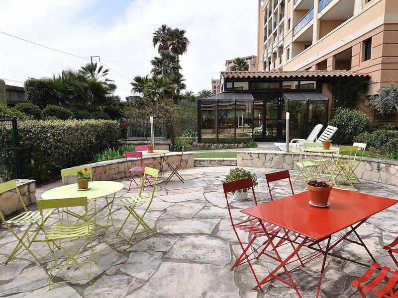 0172194F002221E06276FF8ED0D422E1