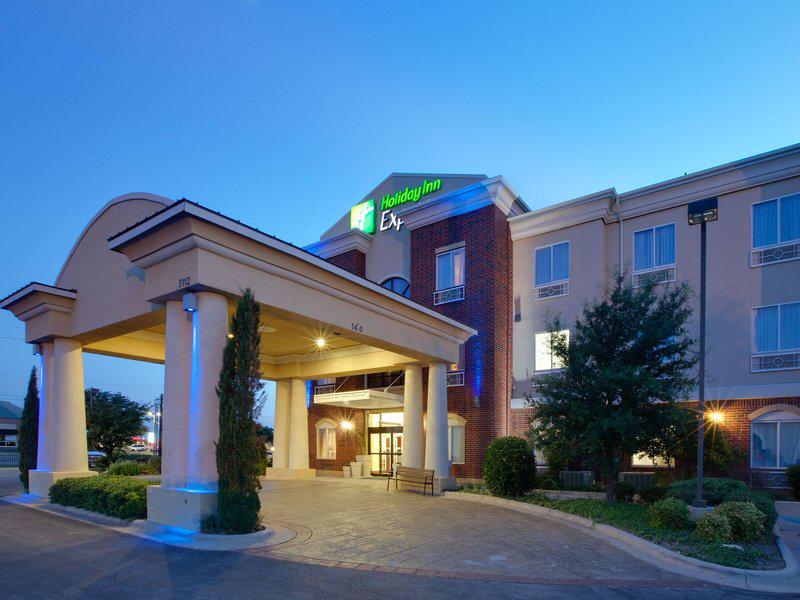 93B8CEC9F70C8C9A66DDF7BB12520EBE