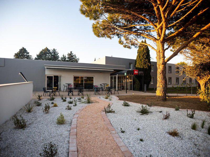 39F246EB2CA8A051F5616DD71C8DC435