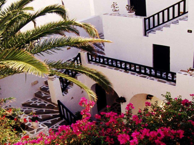 A459A2BDDCD880F4968AEF4760C6DAD8