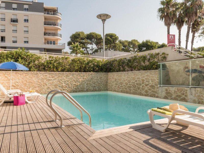 0B7A48DF423514258AE473961338442A